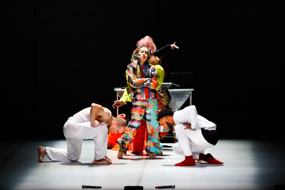 Bill T. Jones:Arnie Zane Company Analogy- Lance:Pretty aka The Escape Artist2 - Photo courtesy of company management